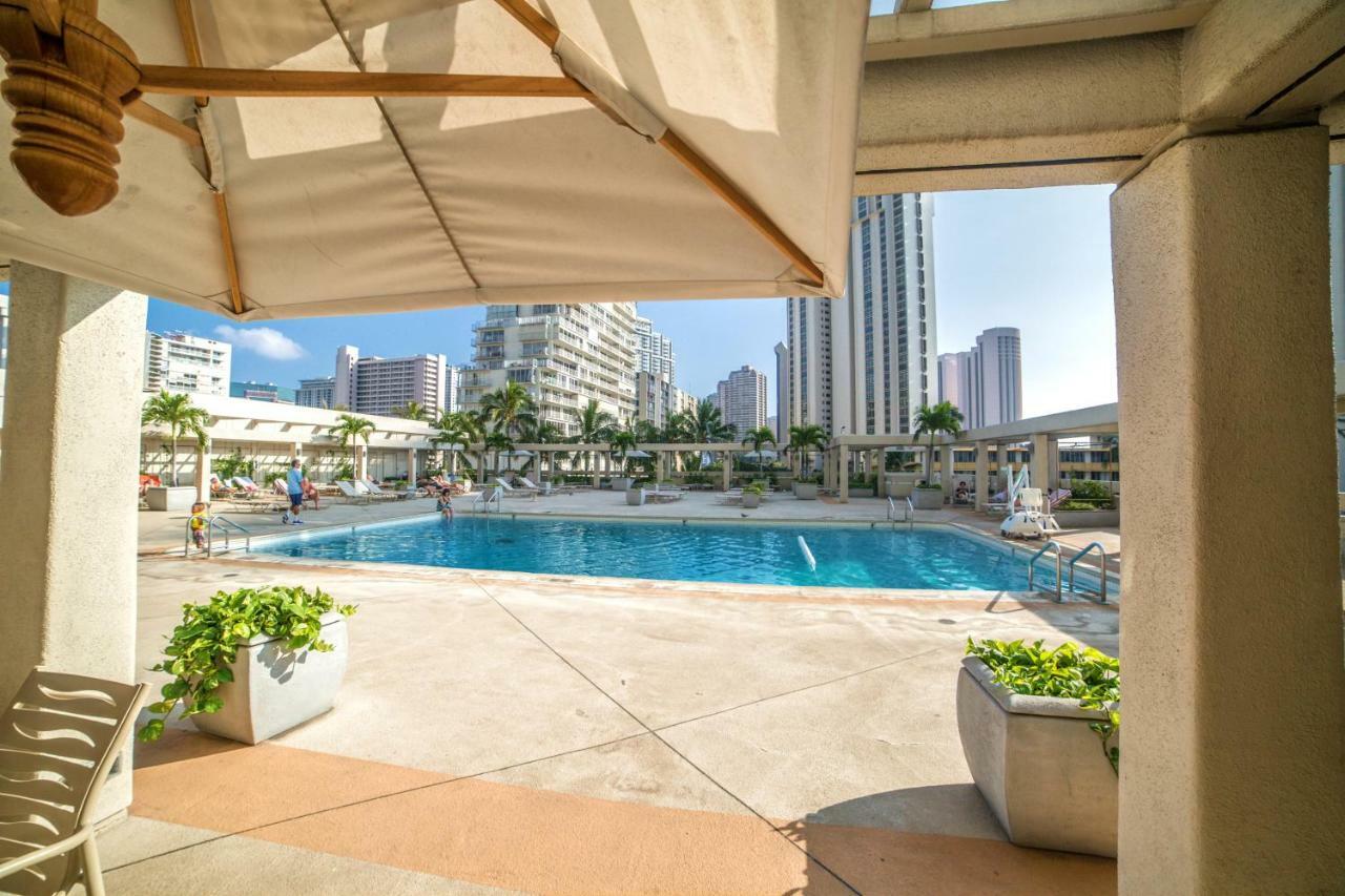 Studio At Ala Moana With Ocean Views Apartamento Honolulu Exterior foto